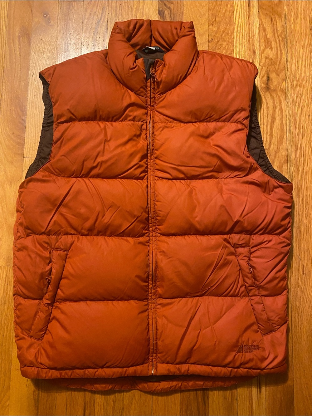 MEC Vintage Down Puffer Vest Size Men’s M Burnt Orange EUC